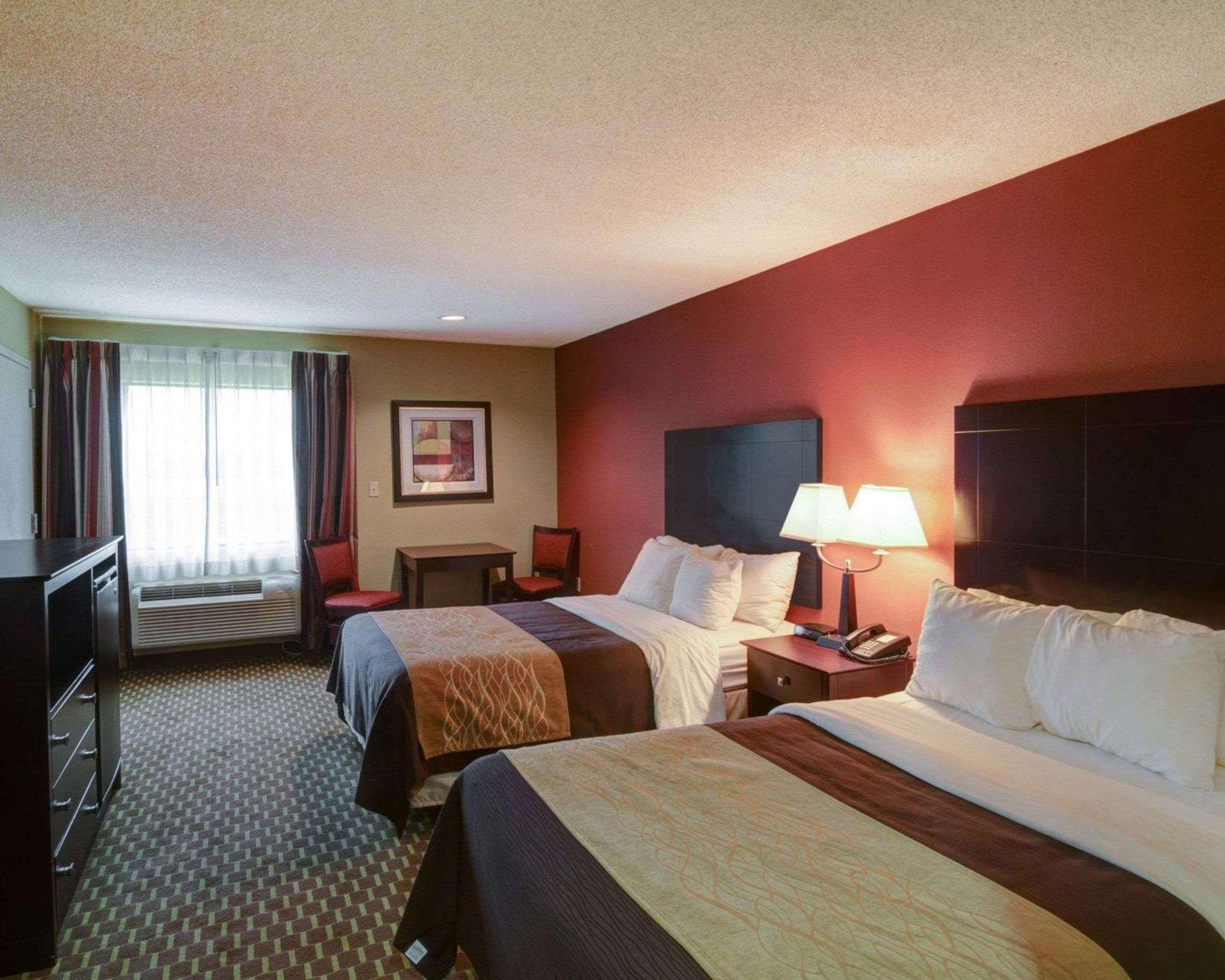Quality Inn & Suites Pine Bluff Eksteriør bilde