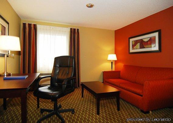 Quality Inn & Suites Pine Bluff Rom bilde