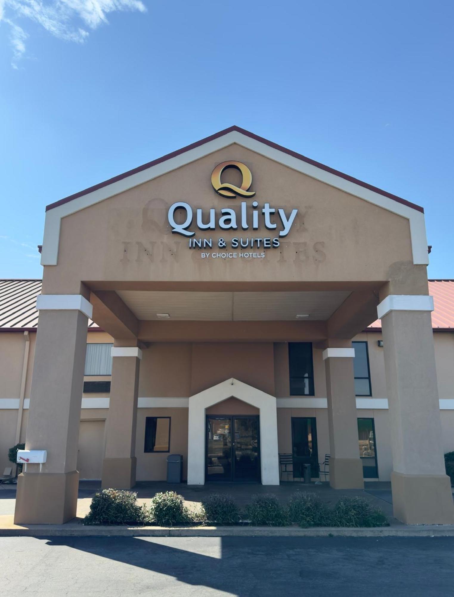 Quality Inn & Suites Pine Bluff Eksteriør bilde